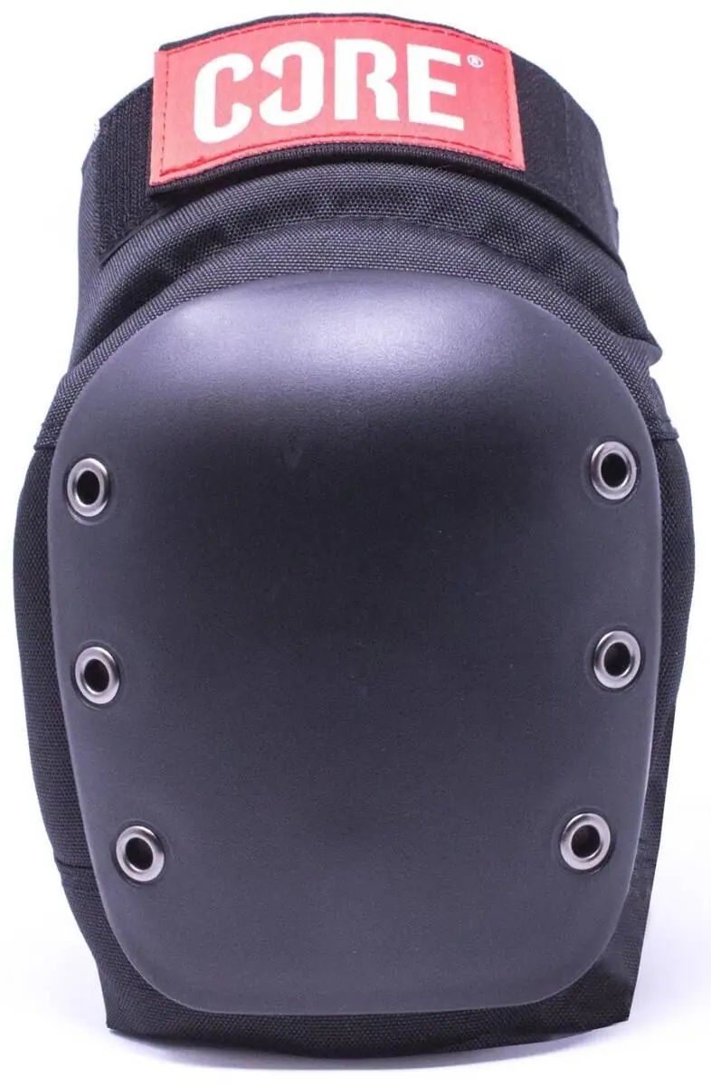 Skyddar knän och armbågar under skateboarding med CORE Knee och Armbåg Skate Pads, designade för att ge bästa möjliga stötdämpning och komfort. Perfekta för både nybörjare och erfarna åkare.
