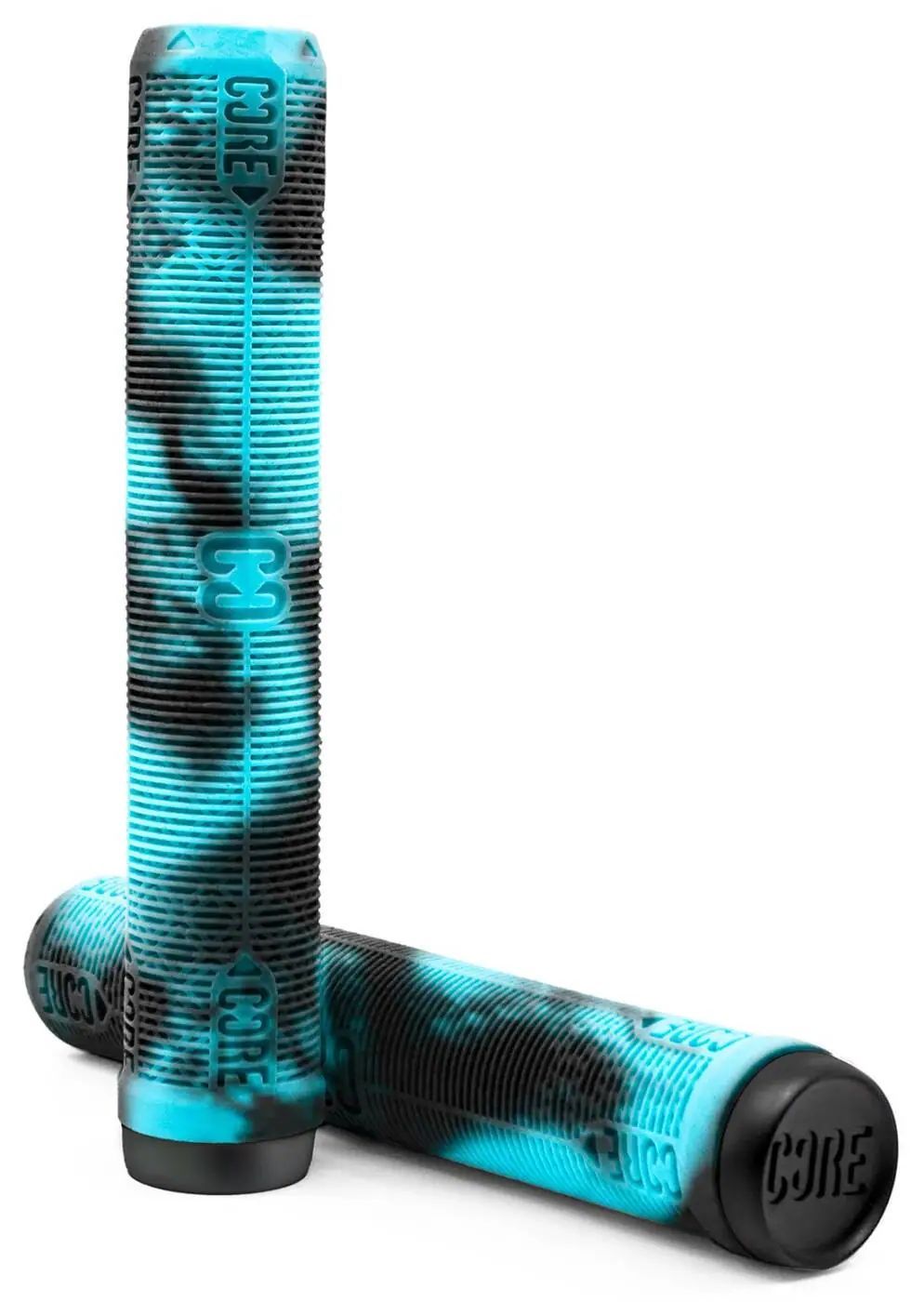 Handtag designade för sparkcyklar, perfekt för att förbättra greppet och styra med precision. Idealisk för både nybörjare och erfarna åkare som vill öka sin komfort och kontroll under åkturer. Passar ett brett utbud av sparkcykelmodeller och bidrar till en säker och rolig åkupplevelse.