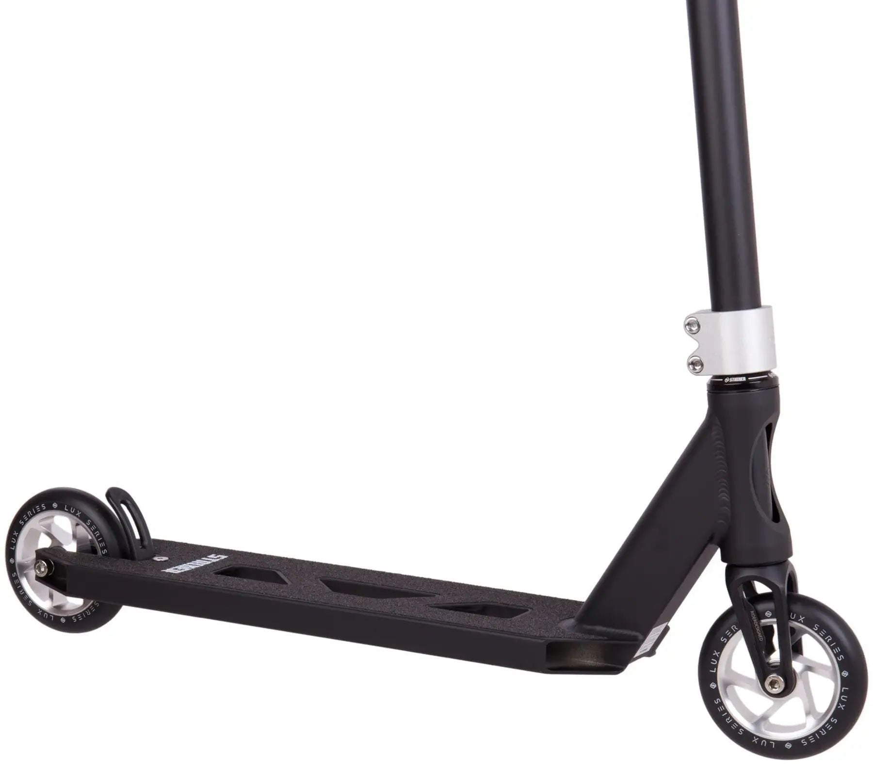 Trick sparkcykel designad för avancerad åkning och prestanda, idealisk för stuntåkning och freestyle-tricks. Perfekt val för både nybörjare och erfarna åkare som söker en pålitlig och robust lösning för actionfyllda åkturer.