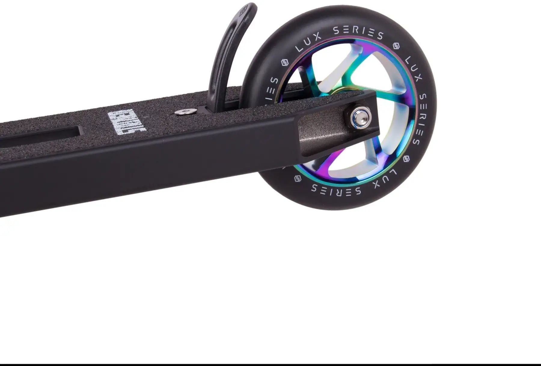 Trick sparkcykel designad för avancerad åkning och prestanda, idealisk för stuntåkning och freestyle-tricks. Perfekt val för både nybörjare och erfarna åkare som söker en pålitlig och robust lösning för actionfyllda åkturer.