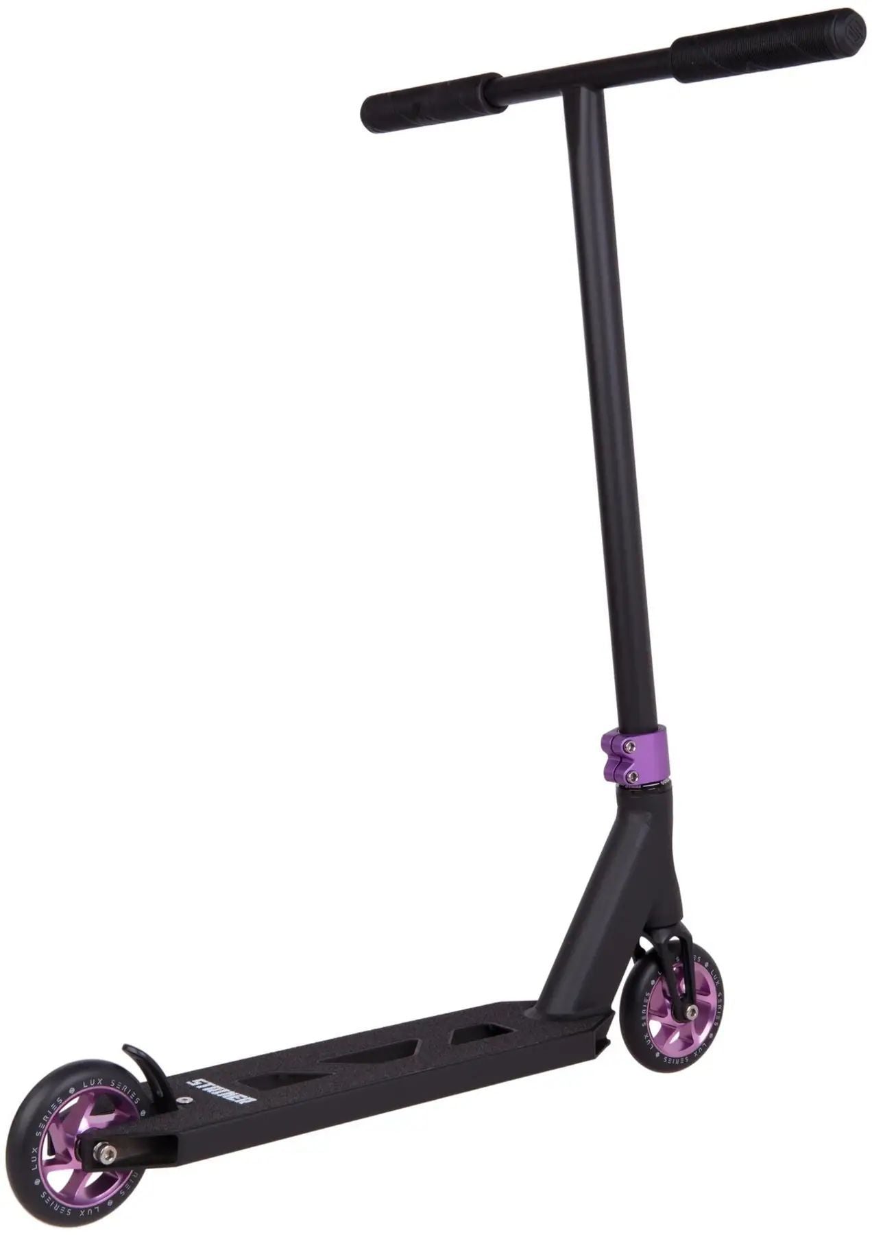 Trick sparkcykel designad för avancerad åkning och prestanda, idealisk för stuntåkning och freestyle-tricks. Perfekt val för både nybörjare och erfarna åkare som söker en pålitlig och robust lösning för actionfyllda åkturer.
