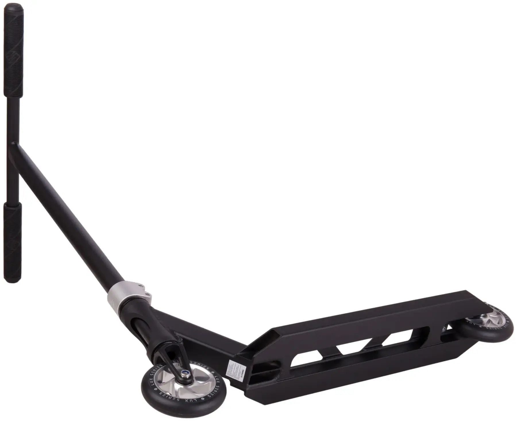 Trick sparkcykel designad för avancerad åkning och prestanda, idealisk för stuntåkning och freestyle-tricks. Perfekt val för både nybörjare och erfarna åkare som söker en pålitlig och robust lösning för actionfyllda åkturer.