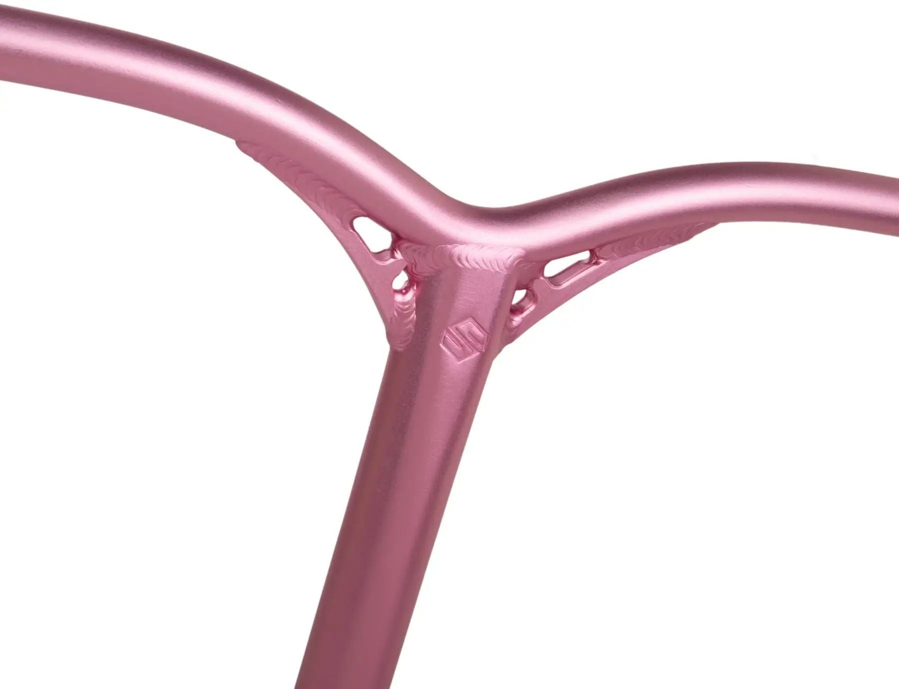 Styr till Striker Lux V2 Alu Kickbike, designad för optimal prestanda och manövrerbarhet. Perfekt för både nybörjare och mer erfarna åkare, vilket ger en smidig och säker åkpresentation.